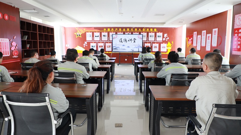 学习身边榜样 凝聚奋进力量——富平公司组织开展二季度道德大讲堂活动